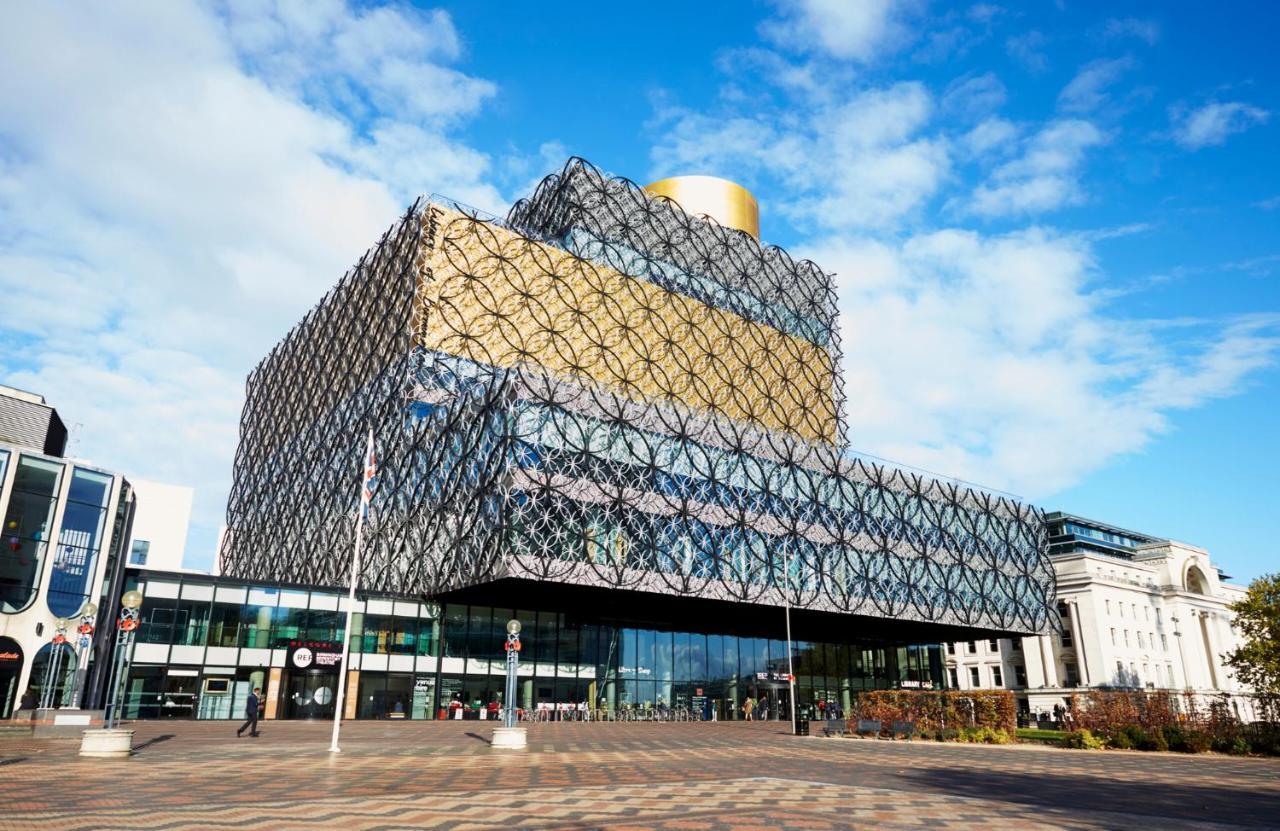 Tudors Esuites House City Centre Netflix Birmingham Exterior foto